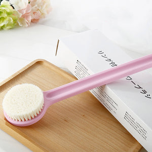 Brosse de bain à long manche