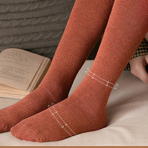 Chaussettes épaisses au dessus du genou