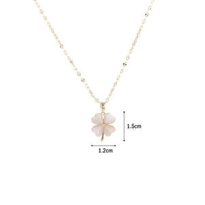 Collier trèfle chanceux en forme de coeur