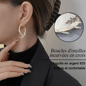 Boucles d'oreilles incurvées en croix