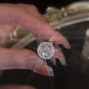 Bague tournante pour le soulagement de l'anxiété en cristal