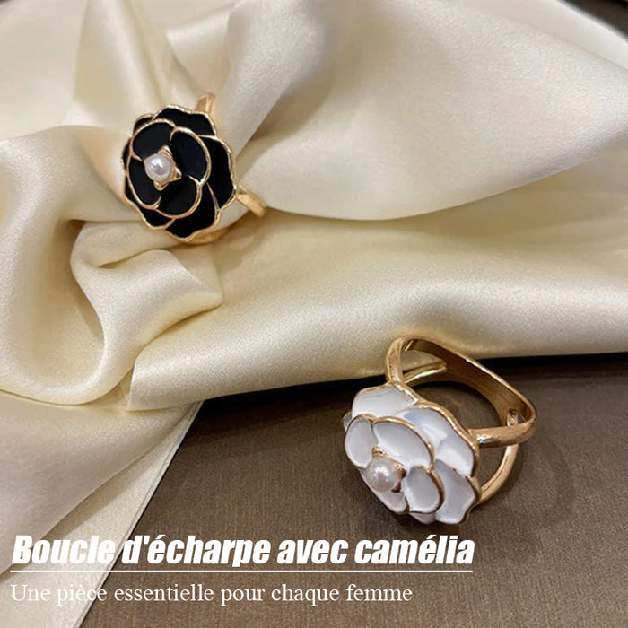 Boucle d'écharpe avec camélia