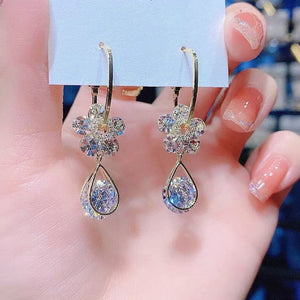 Boucles d'oreilles avec cristal de fleur à la mode