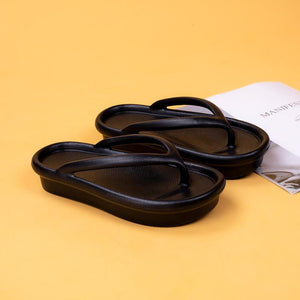 Tongs à plateforme antidérapantes et résistantes à l'usure