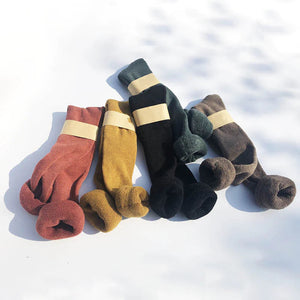 Chaussettes épaisses au dessus du genou