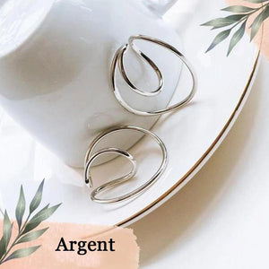 Boucles d'oreilles géométriques minimalistes